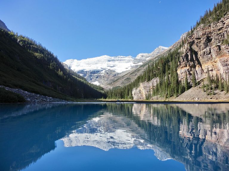 Kanotur på Lake Louise