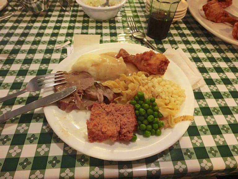 Morgantown og Dutch Family Dinner i Amish Country