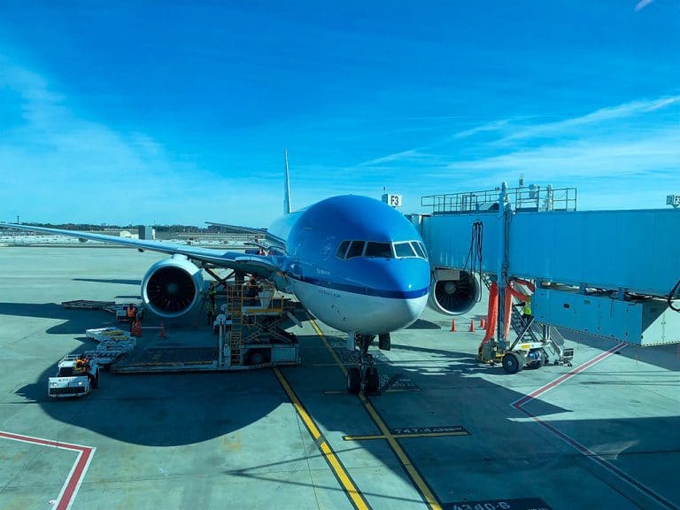 København via AMS til Atlanta og immigration