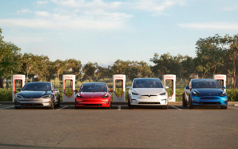 Lej en Tesla i USA til din roadtrip